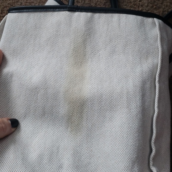 Victoria's Secret Tote - Picture 2 of 3